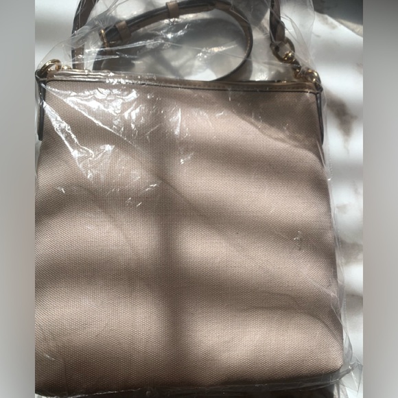 LAST ONE! NWOT Coach Kitt Jacquard Crossbody - Picture 4 of 9